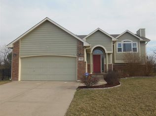 913 W Sumac St, Andover, KS 67002
