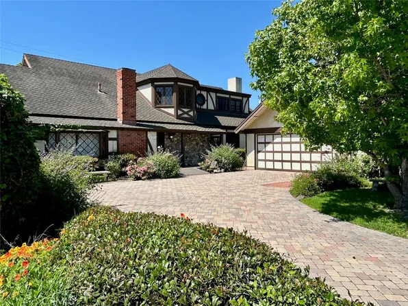 3142 Quail Run Rd, Los Alamitos, CA 90720