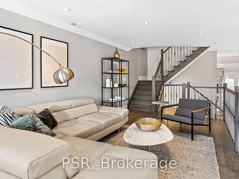 8 Willowbrook Rd — Photo 13