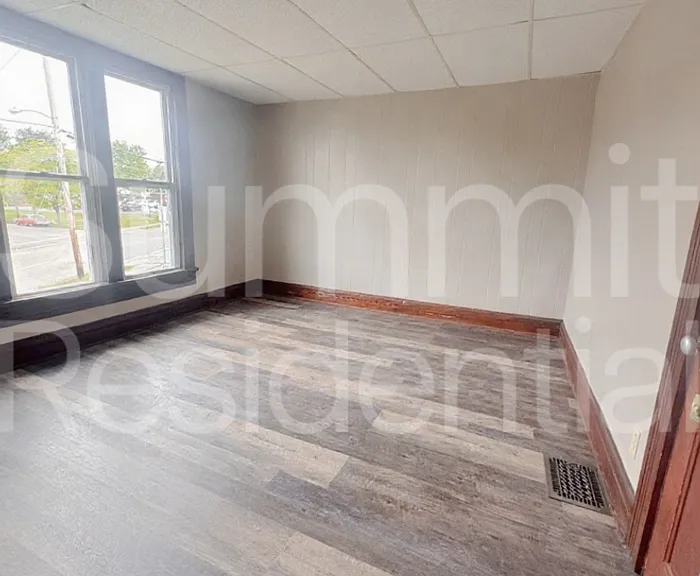 188 Marion Ave #188 — Photo 8
