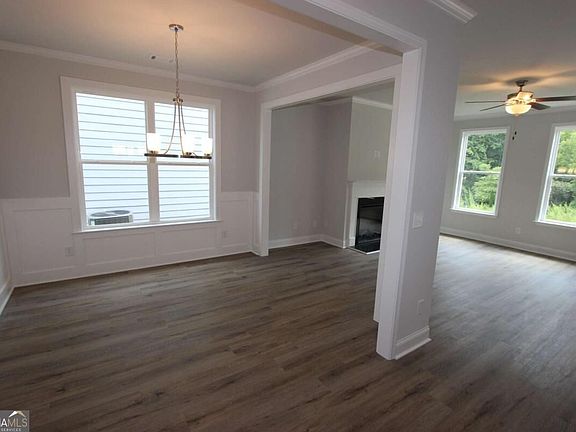 4th image of 7376 Rocklin Ln