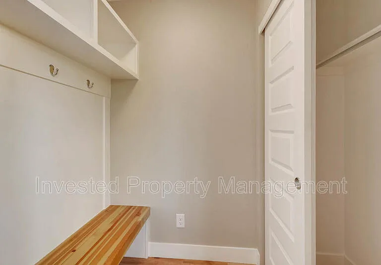 3344 N Williams St — Photo 12