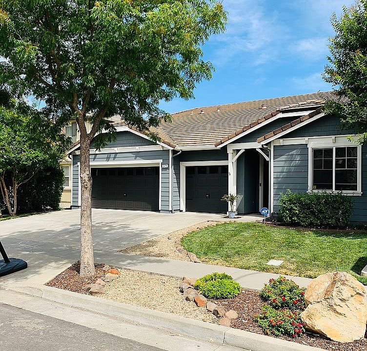 1st image of 2473 Starling Ln