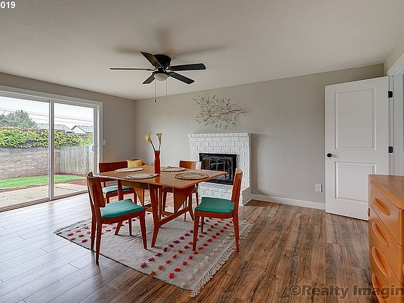 4th image of 7507 NE 161st Pl