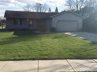 5635 Brockway Rd, Saginaw, MI 48638