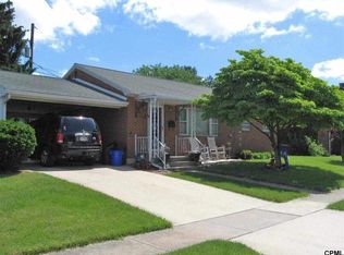 72 Runyon Rd, Hummelstown, PA 17036