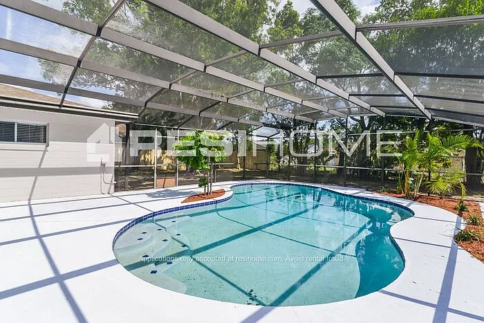 7226 Pleasant Dr — Photo 14