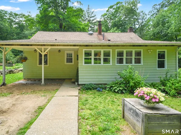 318 James Road, Ashford, CT 06278