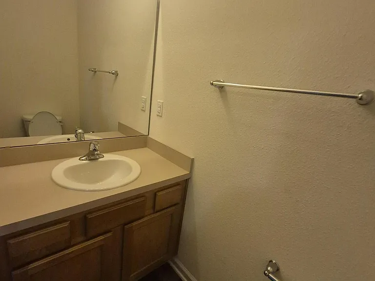 141 Whitland Way — Photo 7