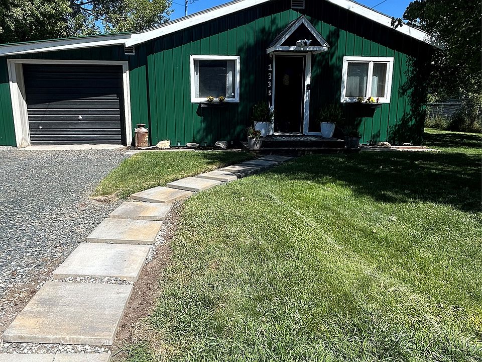 1st image of 1335 Evans Ave