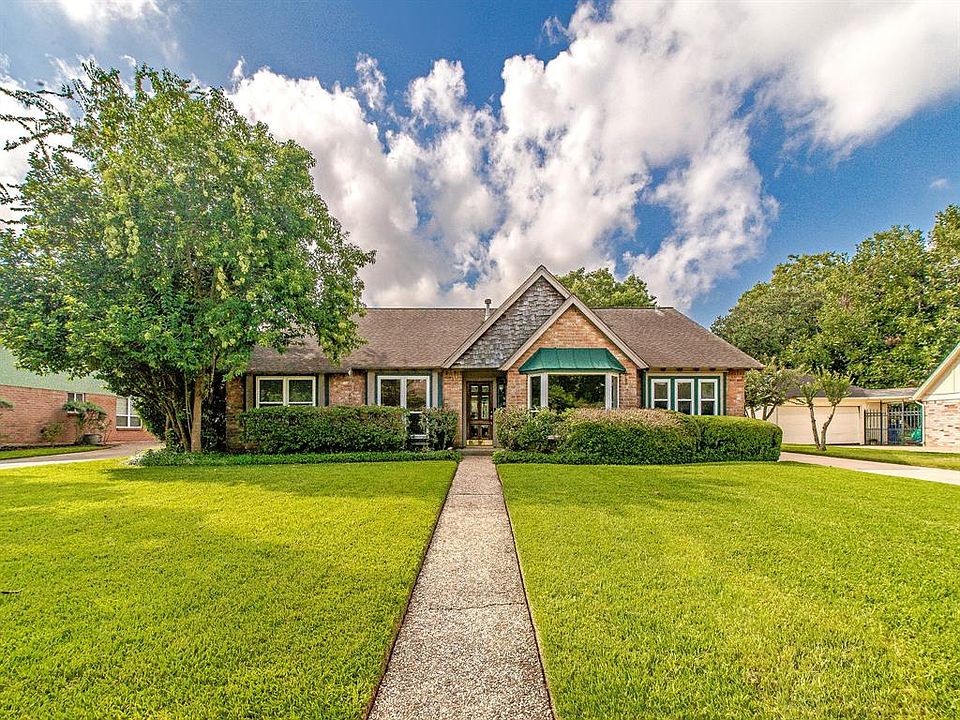 1st image of 3319 Rolling Green Ln