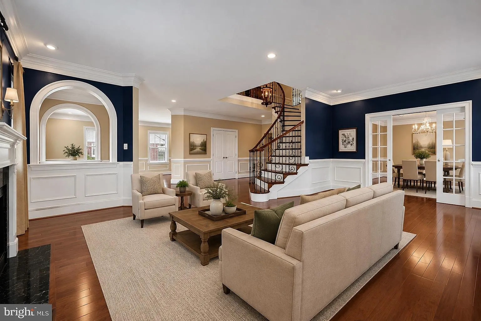 4 bed, 5.5 bath, 5126 sqft, $7,100 — Photo 1