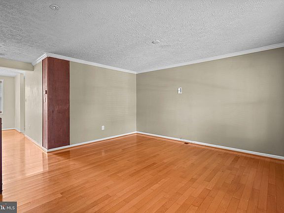 5th image of 18909 Port Haven Pl