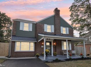 917 Delmont Dr, Wynnewood, PA 19096