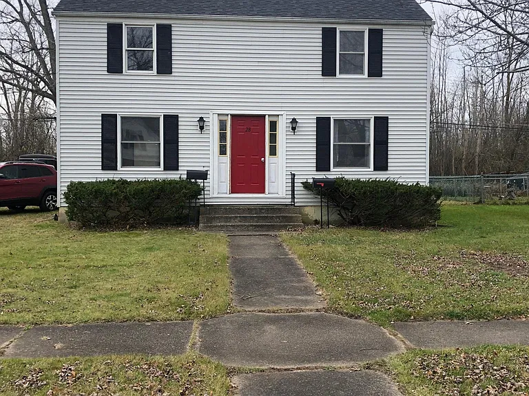 28 Ward Park — Photo 1