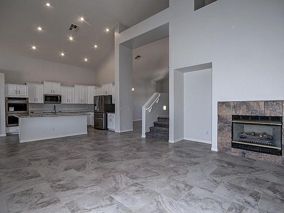 5th image of 6817 W Cottontail Ln