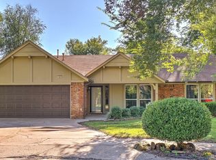 114 E J St, Jenks, OK 74037