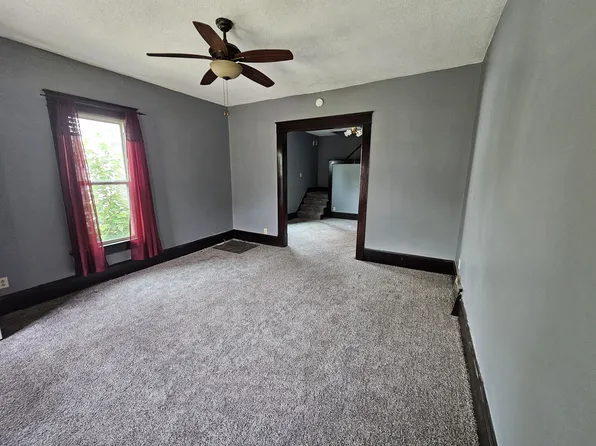 2023 N 7th St, Terre Haute, IN 47804