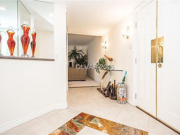 3rd image of 3111 Bel Air Dr Unit 3E