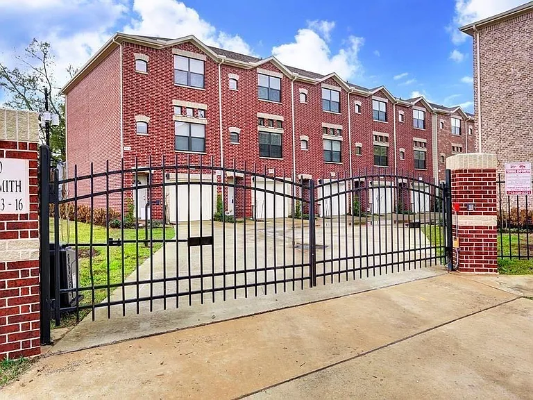 2710 Hullsmith Dr #1502 — Photo 1
