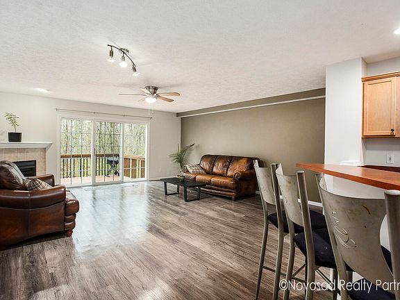 5th image of 716 Stevens Pointe Dr SE