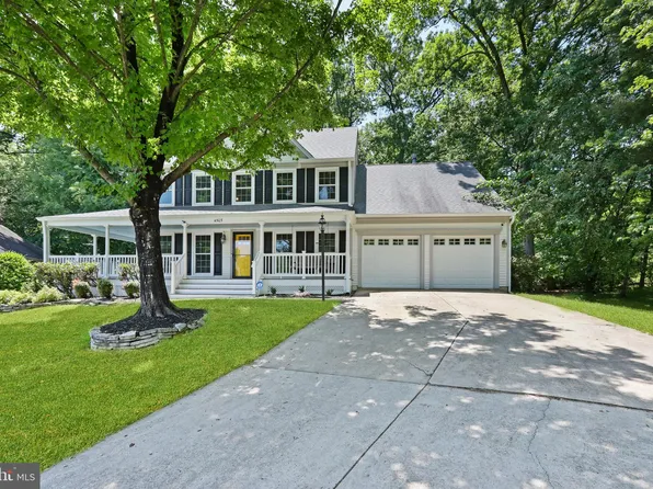 4505 Hazelnut Ct, Chantilly, VA 20151