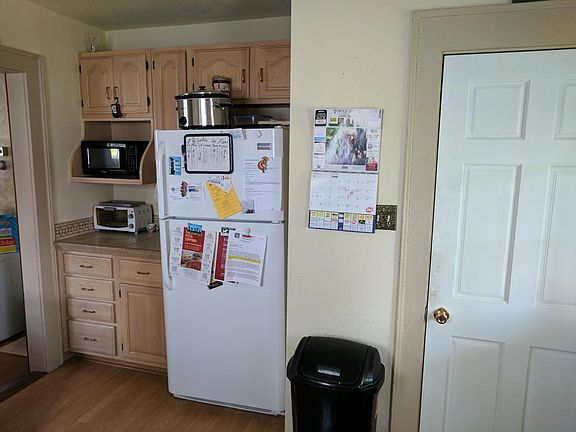 3rd image of 1585 8th St