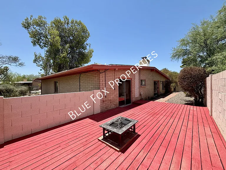 7551 E La Cienega Dr — Photo 25