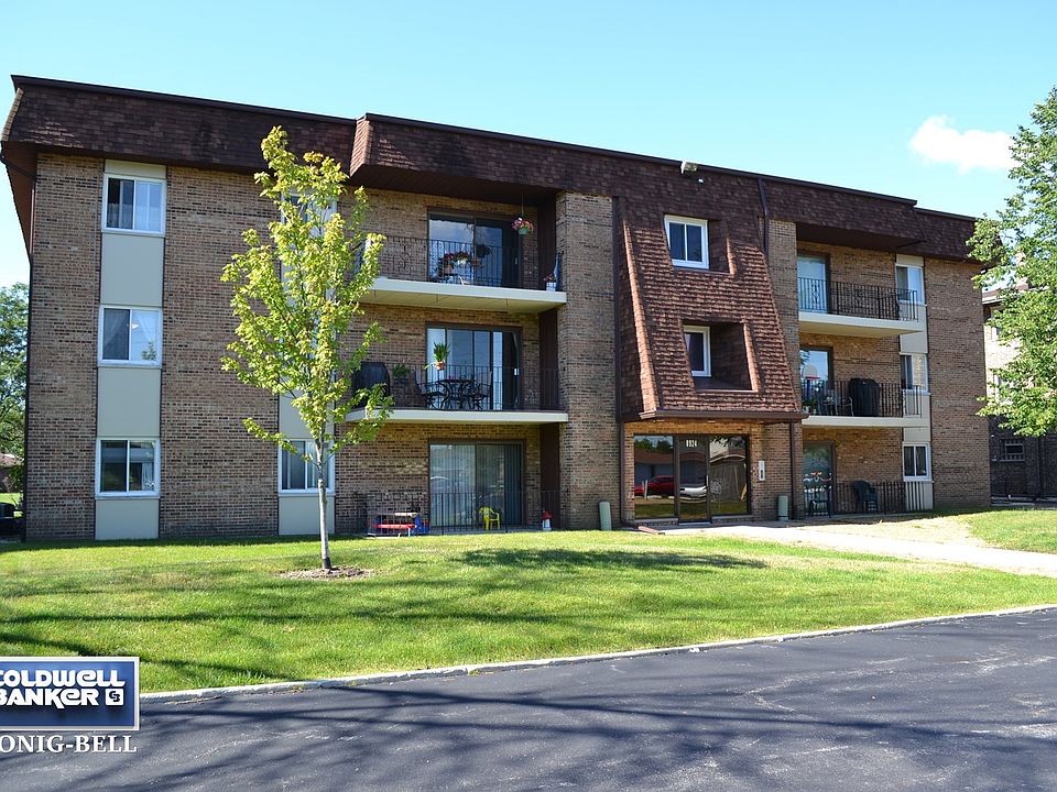 1st image of 8924 140th St