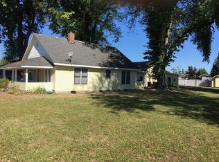 2390 Redwood Ave, Grants Pass, OR