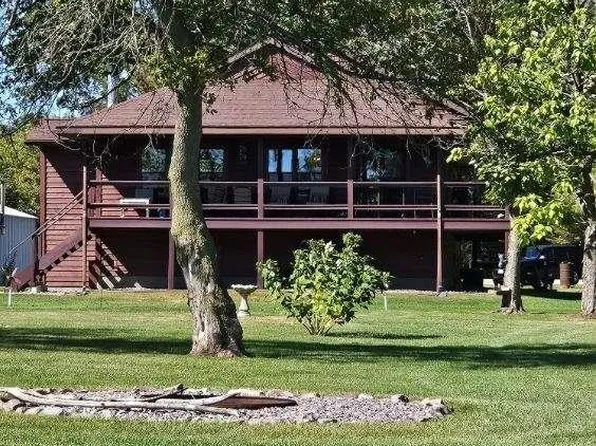 W6085 County Road D, Montello, WI 53949