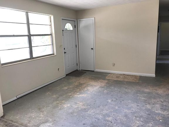 3rd image of 2496 W Panuco Ave