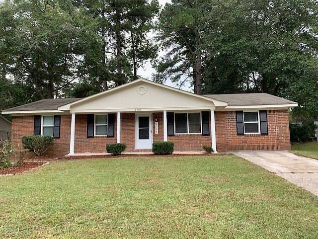 1st image of 2705 Antler Dr E