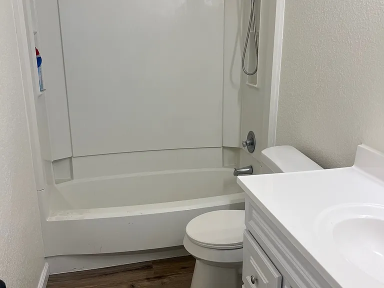 1410 Chapel Creek Rd — Photo 5