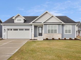 830 Burr Oak COURT, Oconomowoc, WI 53066