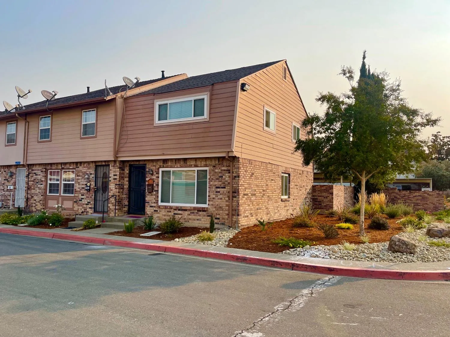 7563 Burgoyne Ln photo 1