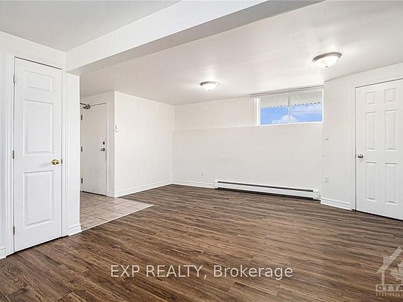5th image of 525 Russell Rd #6