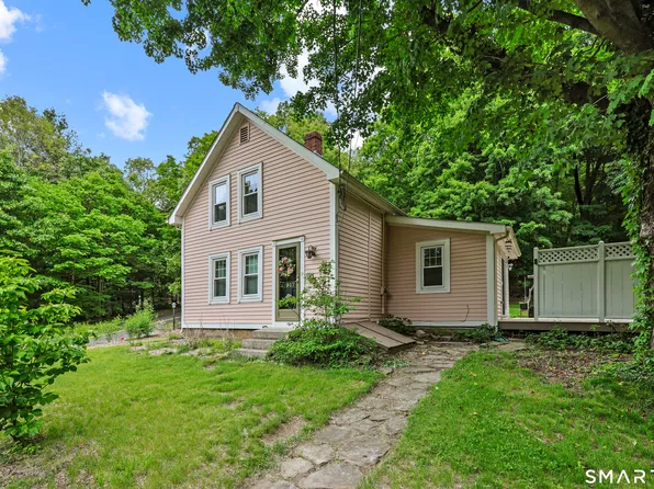 917 Hopewell Road, Glastonbury, CT 06073
