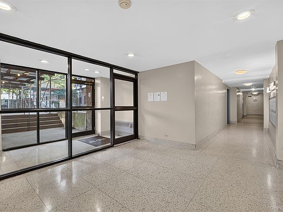 5th image of 138-70 Elder Avenue #3L