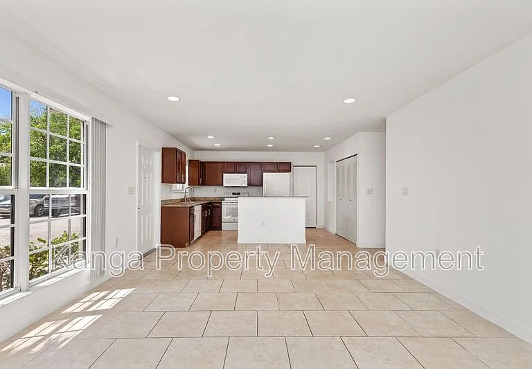 3525 NW 114th Ln #3525 — Photo 6