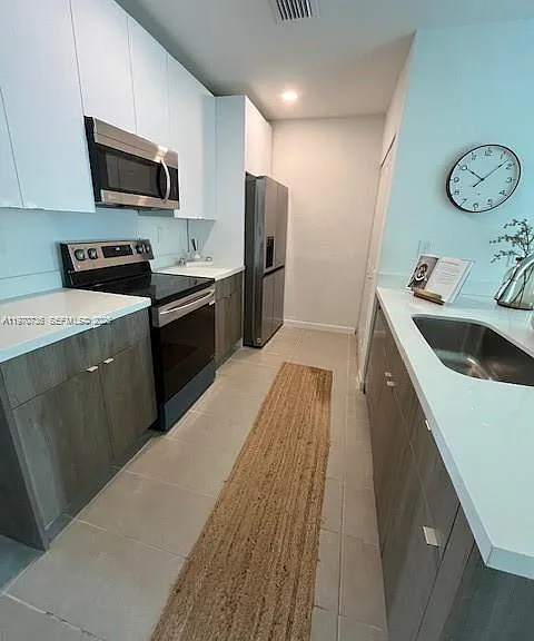 2526 Pierce St #12 — Photo 4