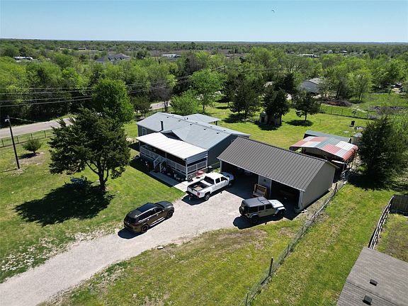 2nd image of 8944 Whiskers Rd