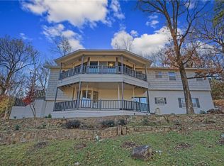 111 Western Dr, Russellville, AR 72801