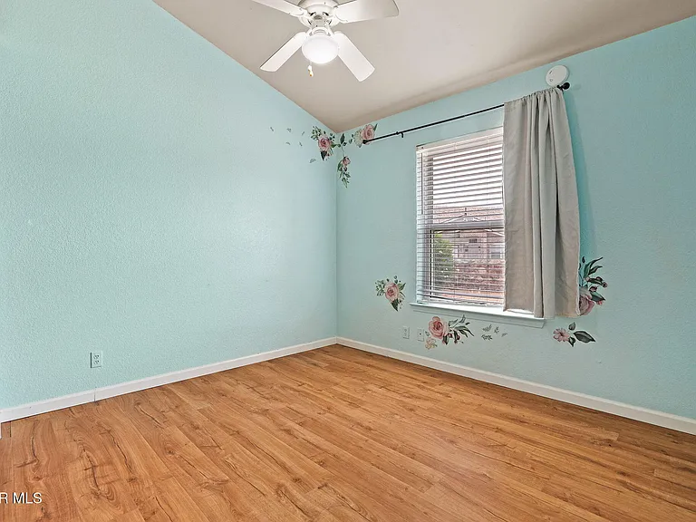 7609 Medano Dr — Photo 18