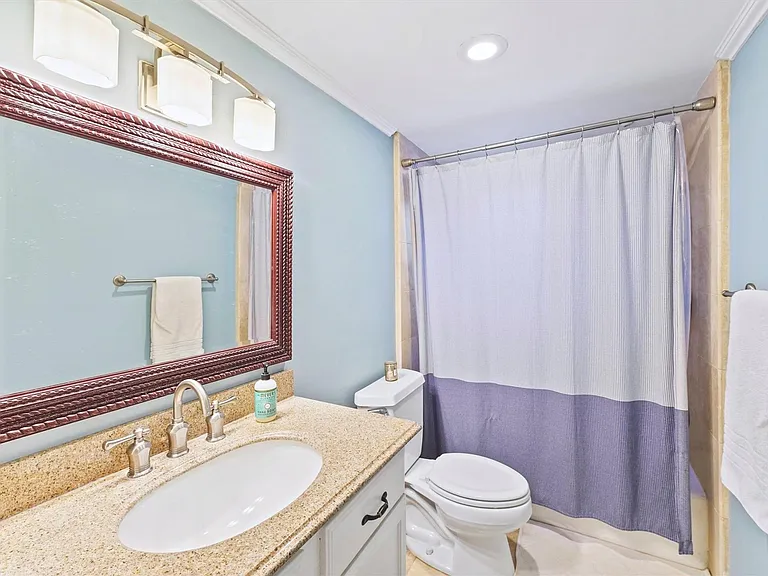 1953 Stoney Brook Dr #1953 — Photo 12