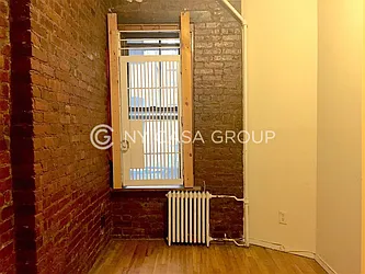 Rented by NY Casa Group