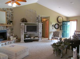 14314 Chauncey Rd, Sumner, IL 62466