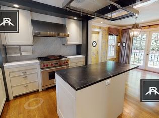7 Foster Pl, Cambridge, MA 02138