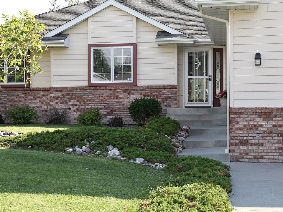 1st image of 2718 Troon Cir