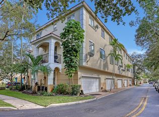 2850 S Oasis Drive, Boynton Beach, FL 33426